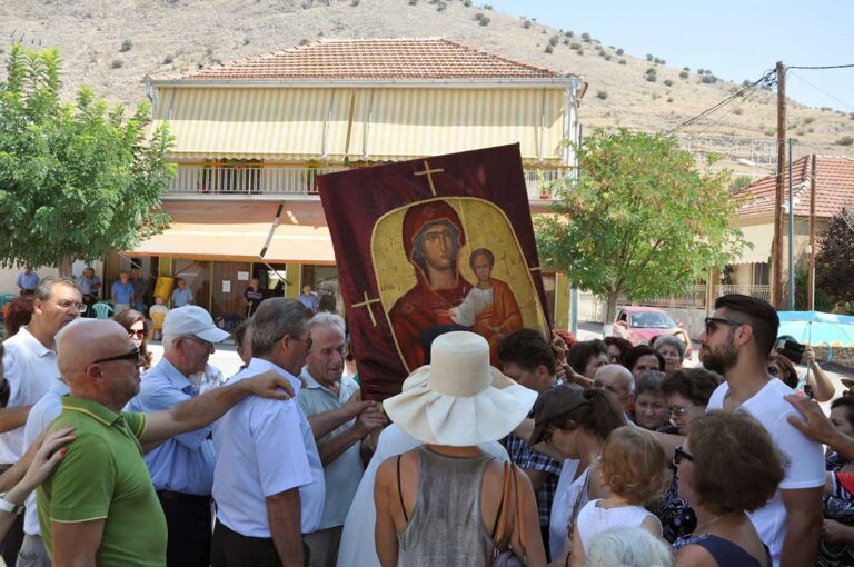 Εορτασμός της Παναγίας Εορτασμός της Παναγίας