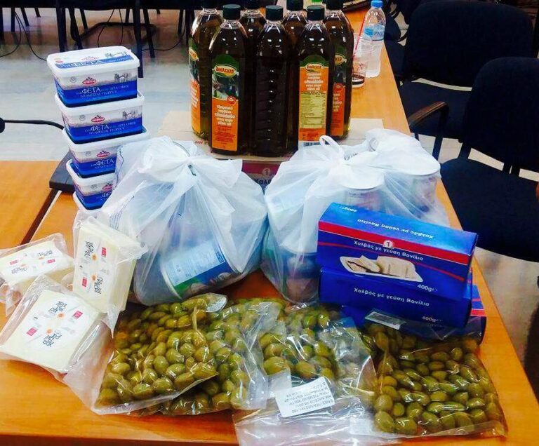 Διανομή τροφίμων στο Δήμο Φαρκαδόνας