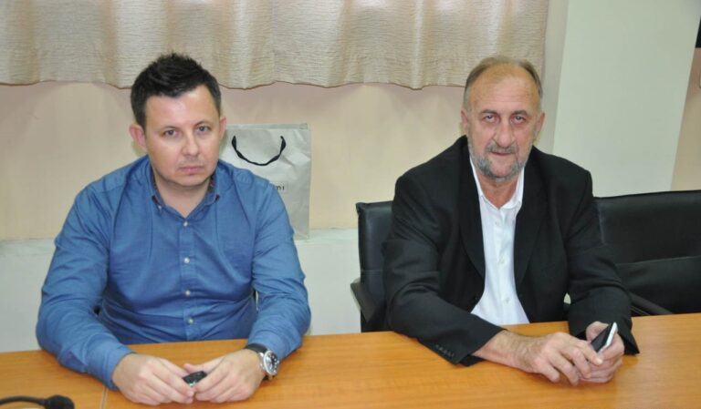 Ευχαριστήρια επιστολή στον Πρόεδρο της ΚΕΔΕ Γ. Πατούλη από το Δήμαρχο Φαρκαδόνας και τον Αντιδήμαρχο Παιδείας