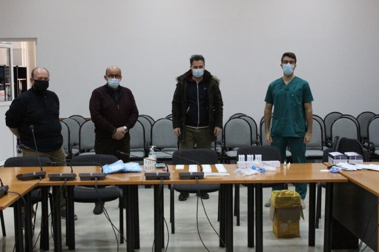 Αρνητικά τα Rapid tests που πραγματοποιήθηκαν στον Δήμο Φαρκαδόνας Αρνητικά τα Rapid tests που πραγματοποιήθηκαν στον Δήμο Φαρκαδόνας