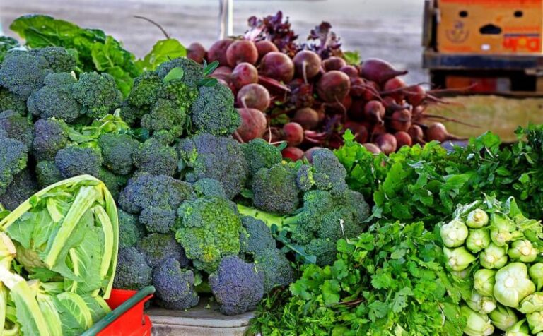 Την Μεγάλη Πέμπτη η λαϊκή αγορά στην Φαρκαδόνα